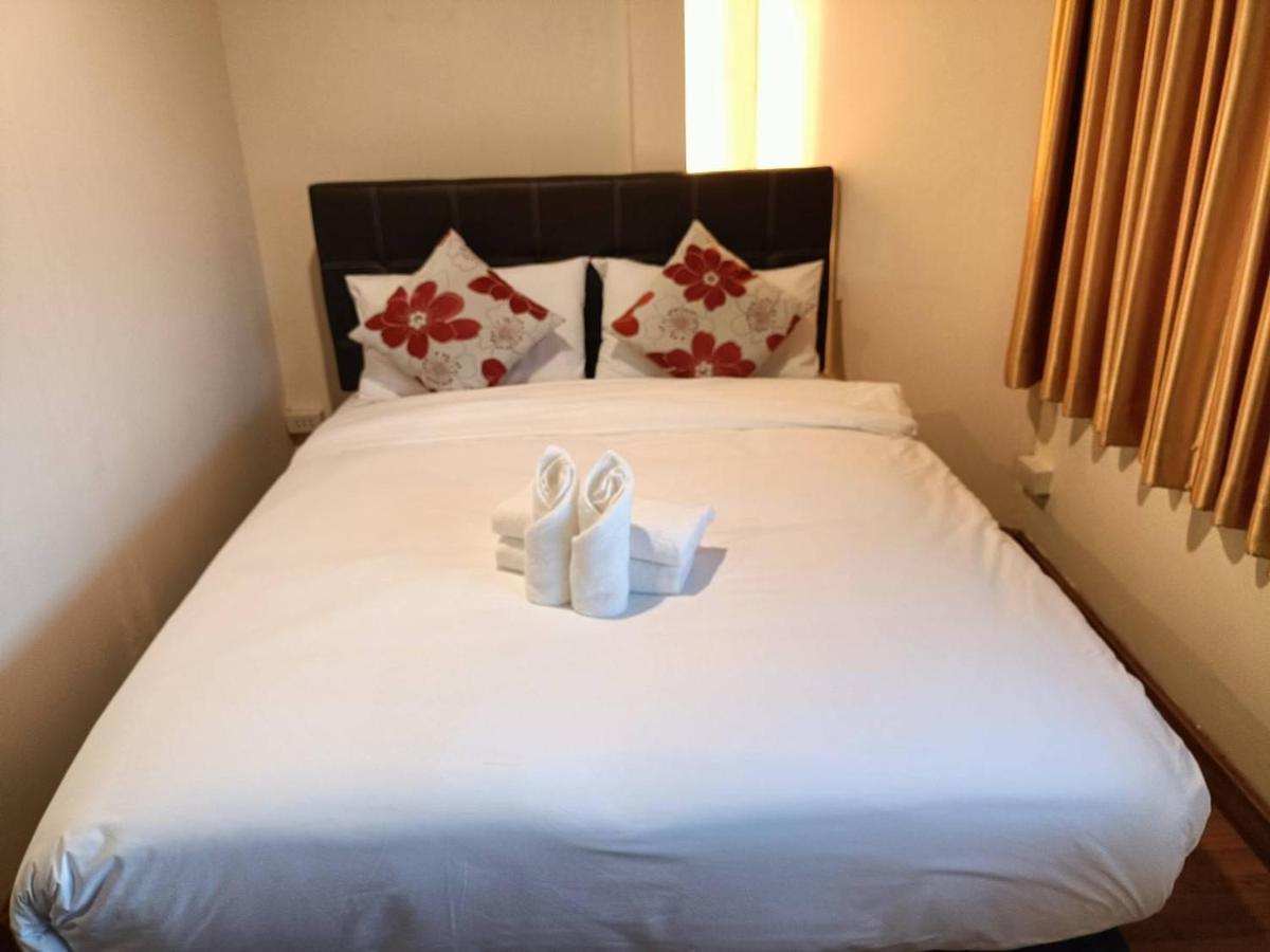 Auberge de jeunesse Soft Night Barzaar à Chiang Mai Extérieur photo