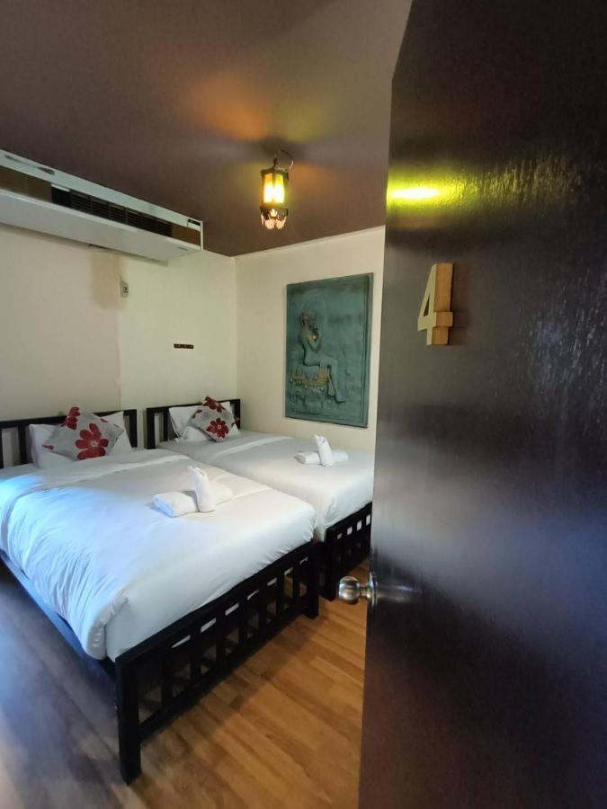 Auberge de jeunesse Soft Night Barzaar à Chiang Mai Extérieur photo
