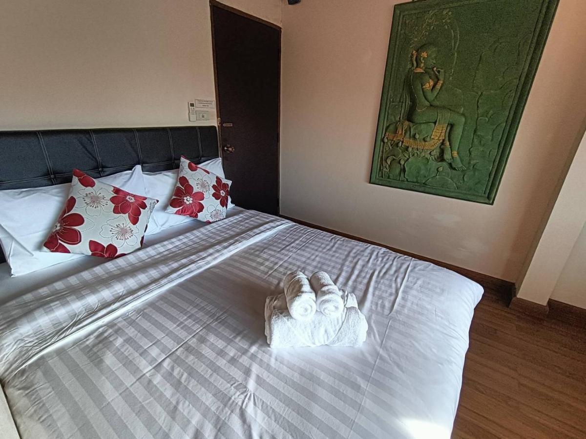 Auberge de jeunesse Soft Night Barzaar à Chiang Mai Extérieur photo