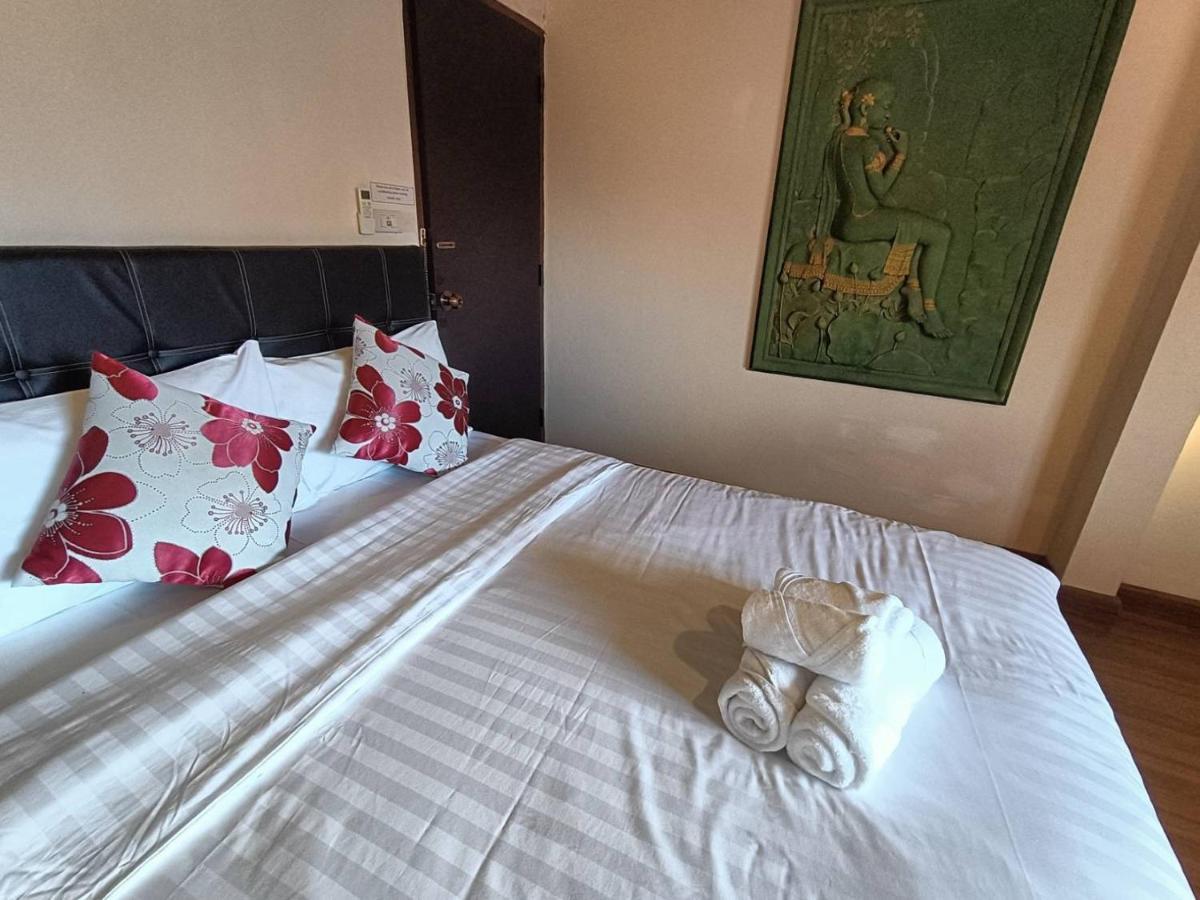 Auberge de jeunesse Soft Night Barzaar à Chiang Mai Extérieur photo